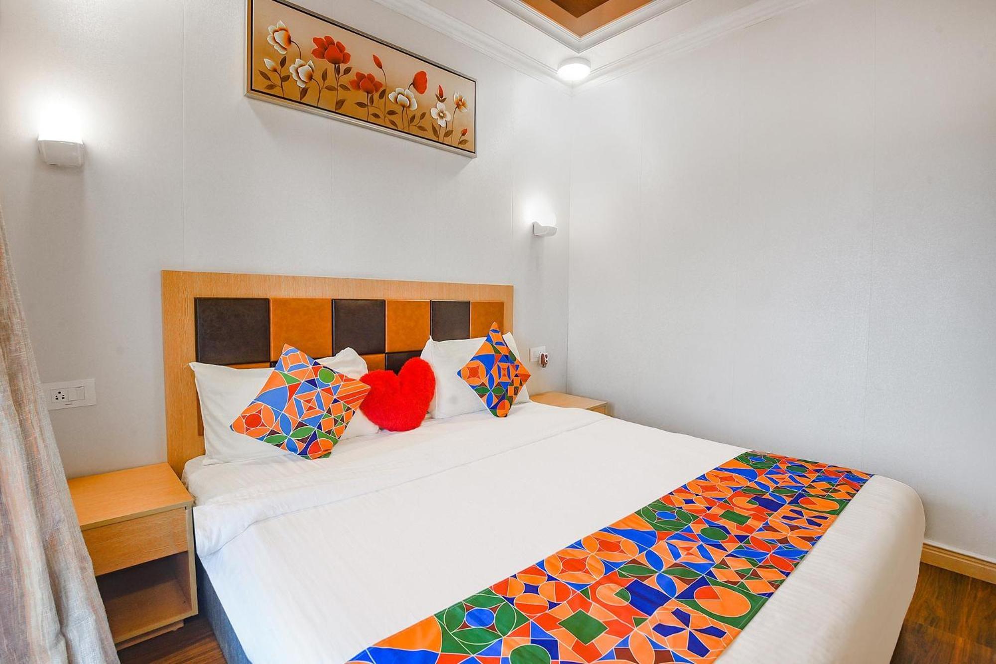 Fabhotel Prime Infantaria Comfort - 200M From Calangute Beach Bagian luar foto