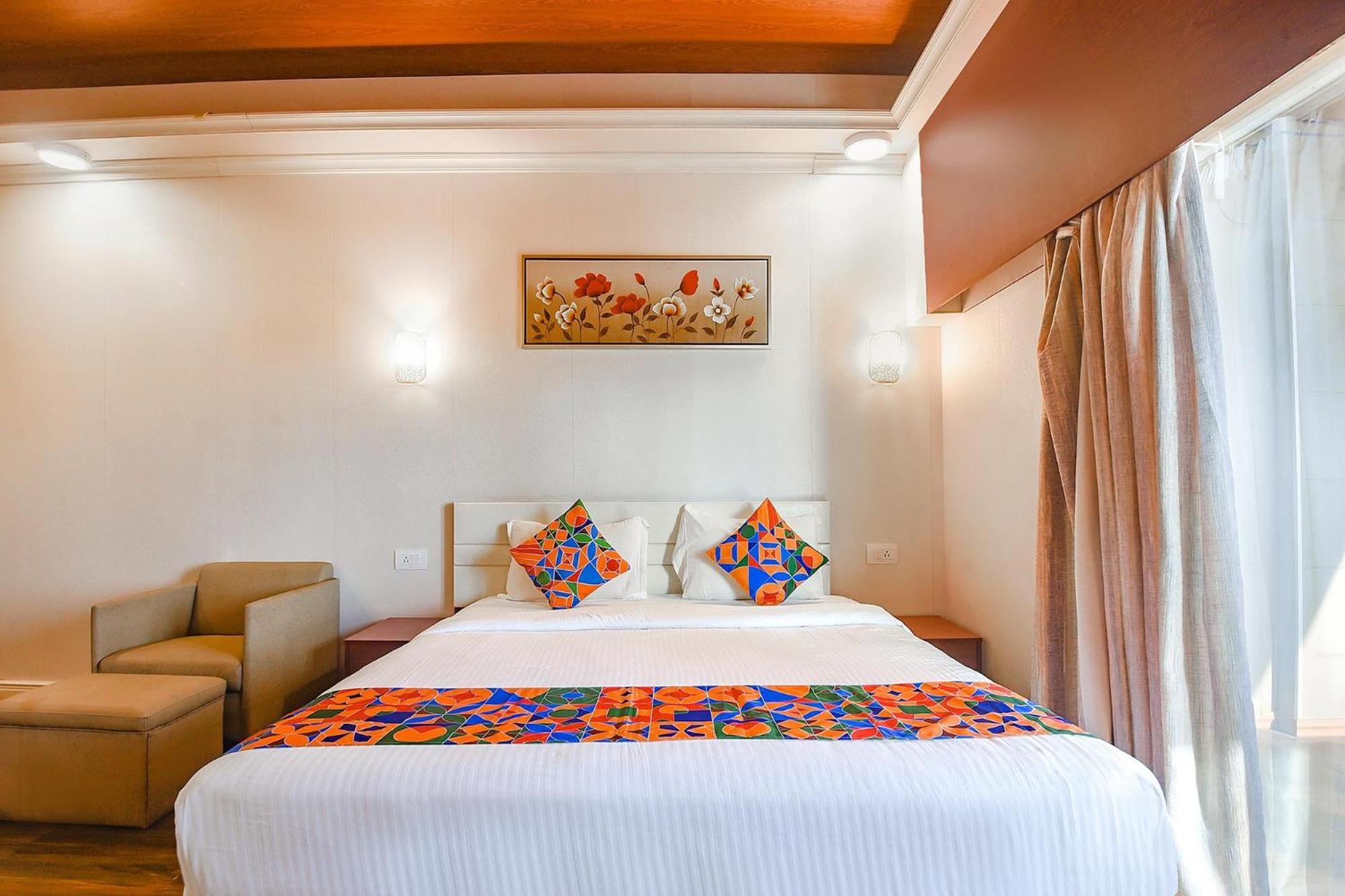 Fabhotel Prime Infantaria Comfort - 200M From Calangute Beach Bagian luar foto